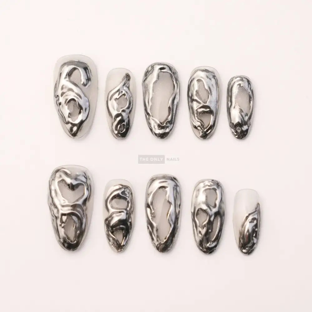 Anti Hero Silver - Medium