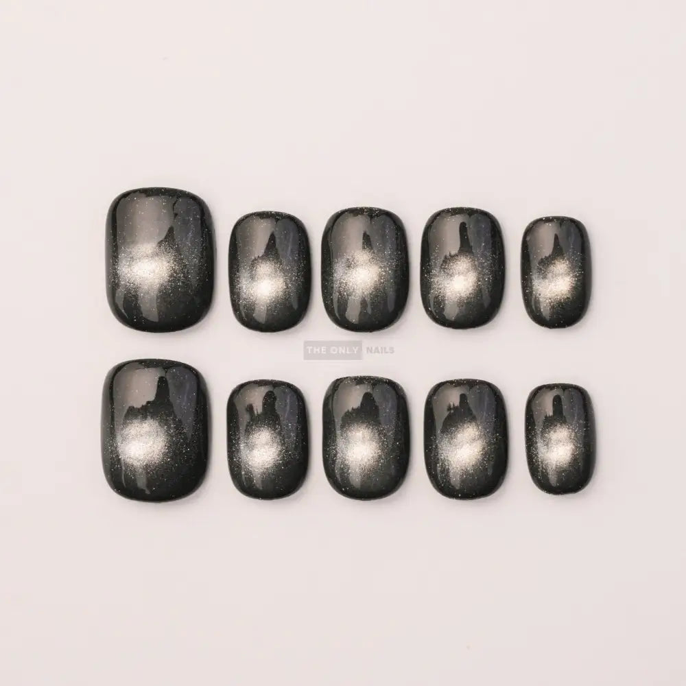 Black Cat Eye - Short