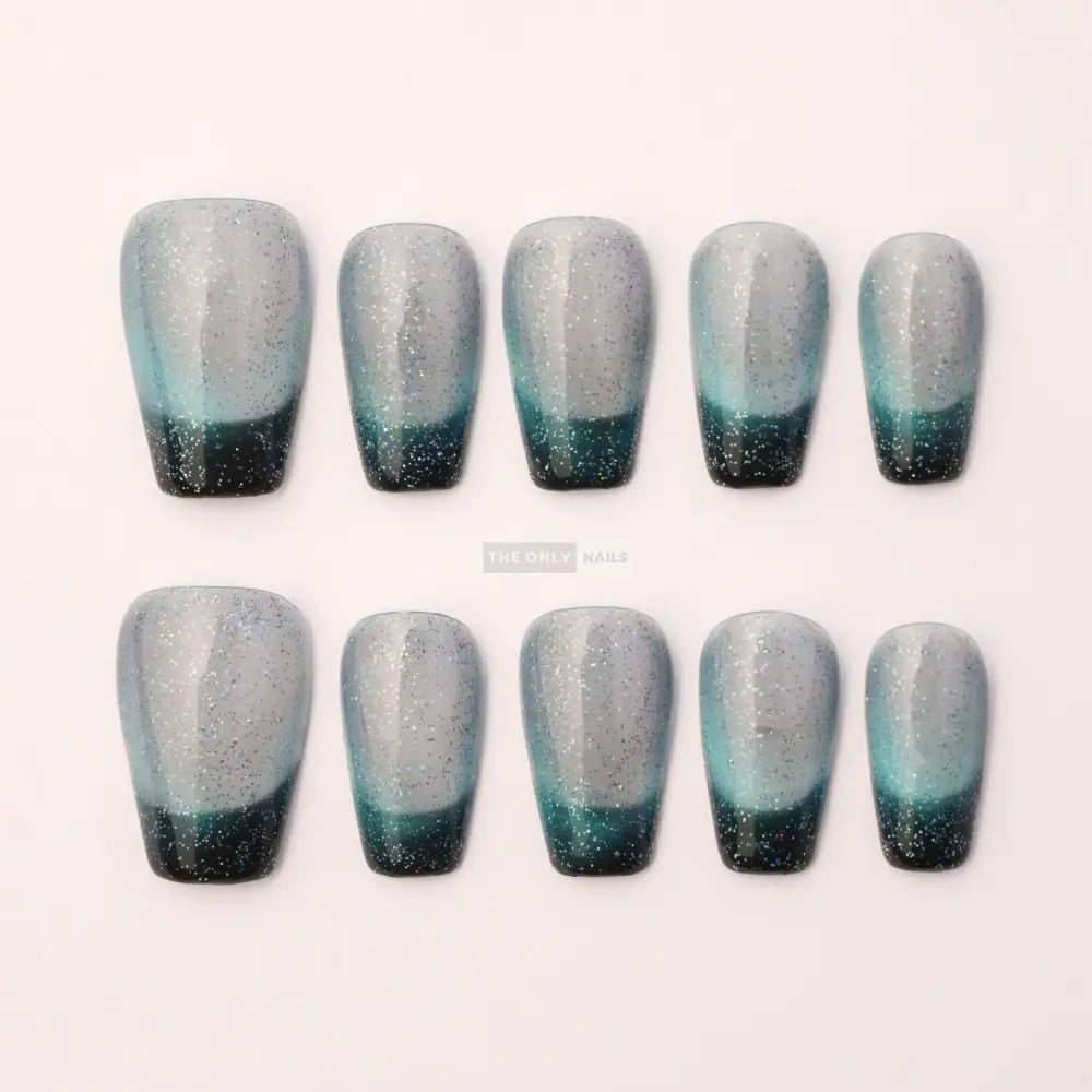 Blue Cat Eye - Medium