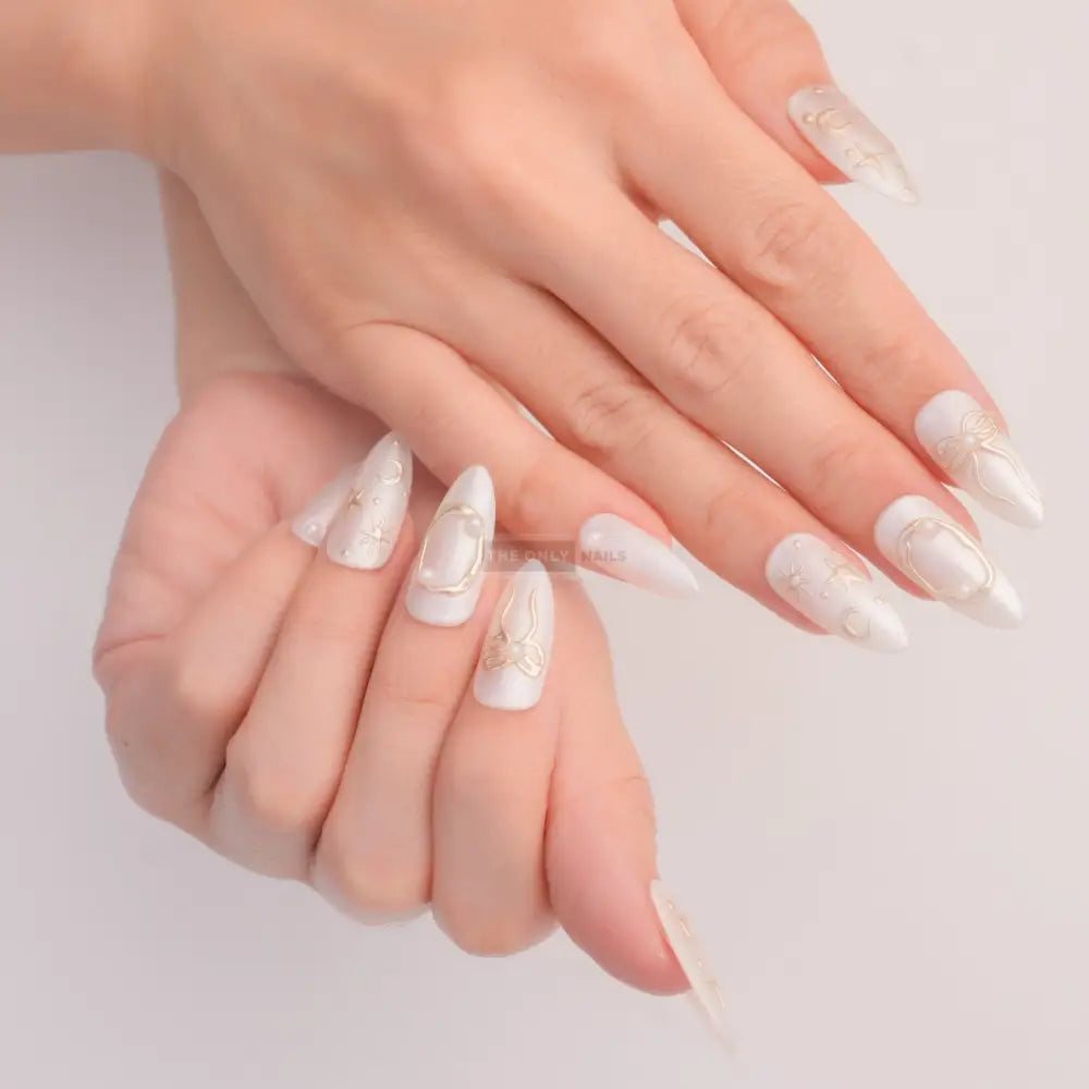 Celestial Medium Almond