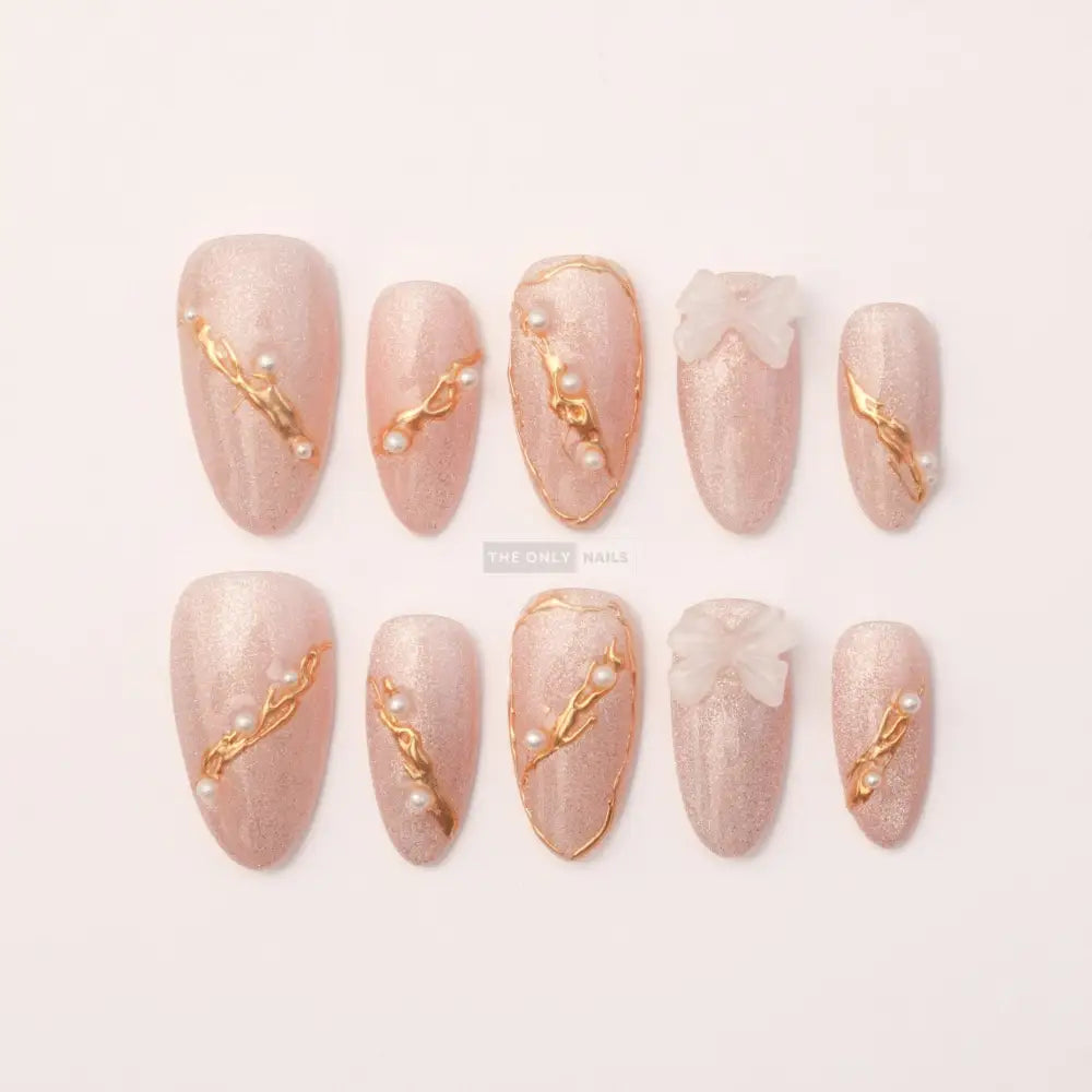 Elegant Ribbon -Gold