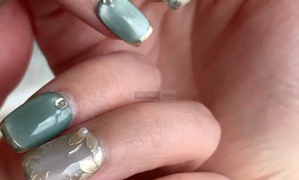 Jade Bloom - Short Square