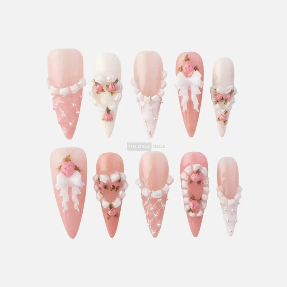 Sugar Rosecake
